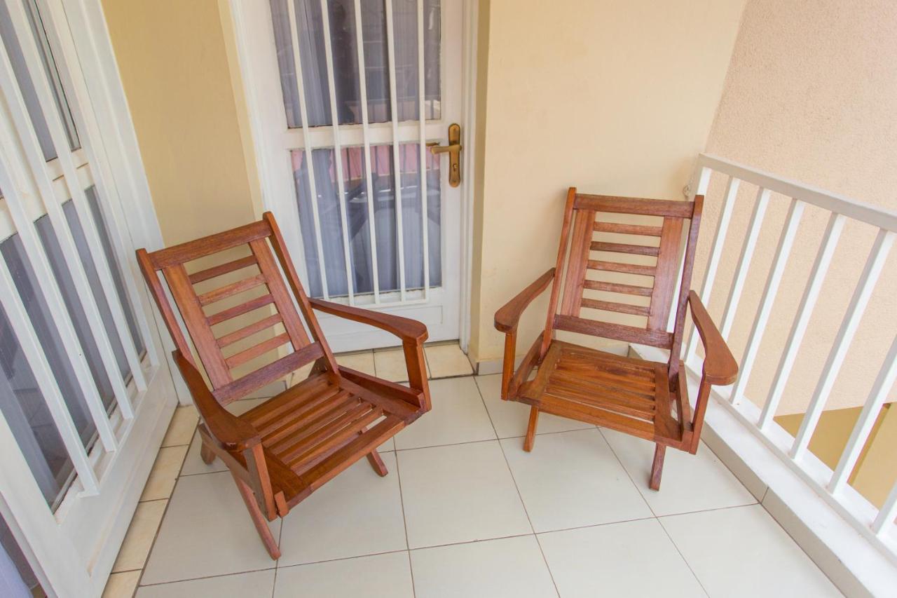 Kereth B&B Living Space Kigali Buitenkant foto