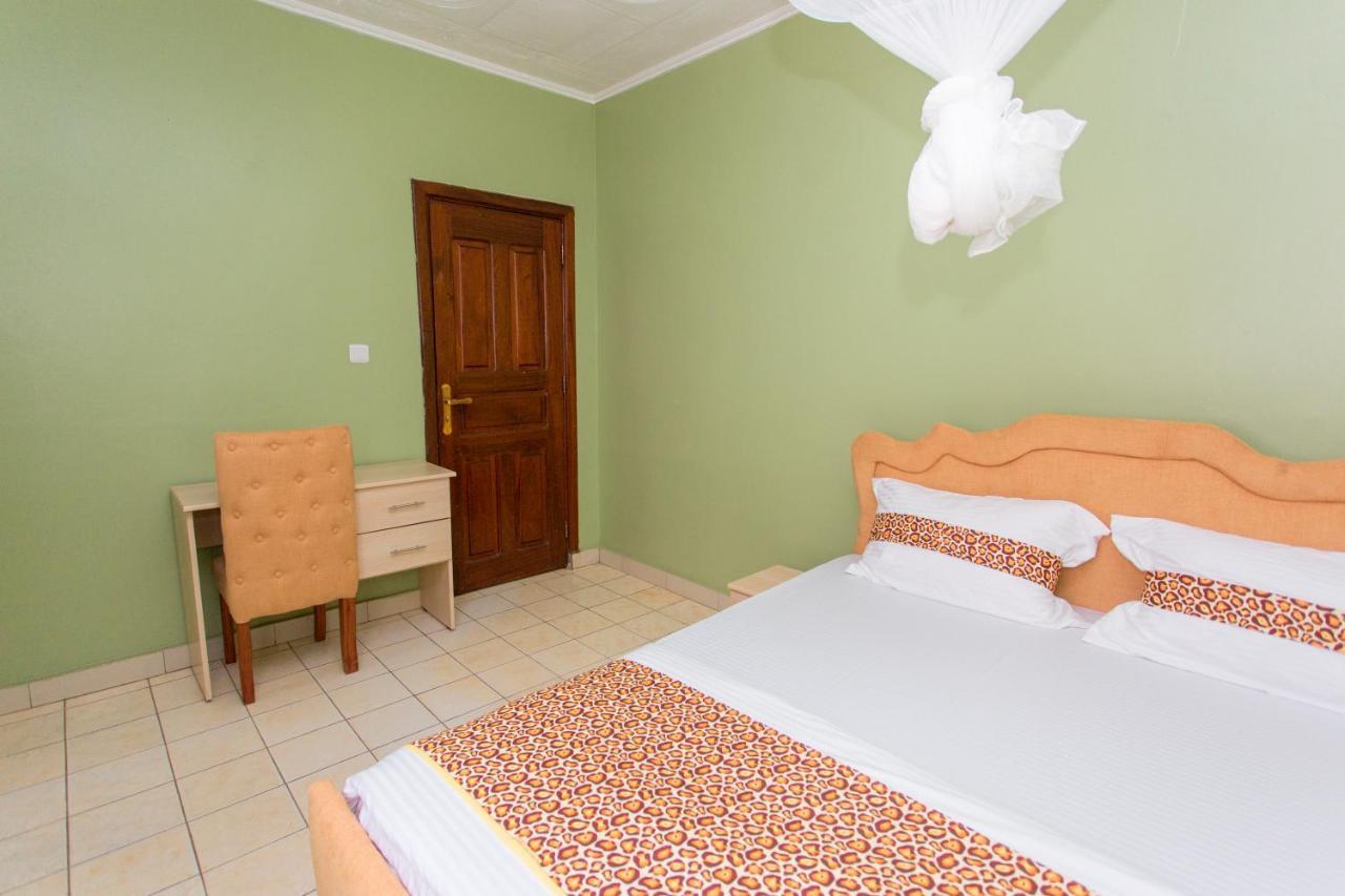 Kereth B&B Living Space Kigali Buitenkant foto